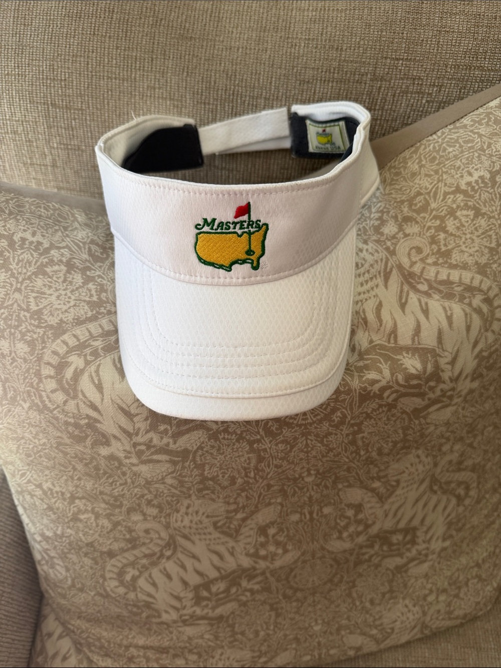 Masters White Unisex Visor with Yellow & Green Embroidered Logo NWOT